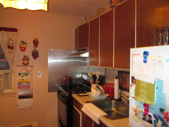 2nd image of 725 Joralemon St Unit 64