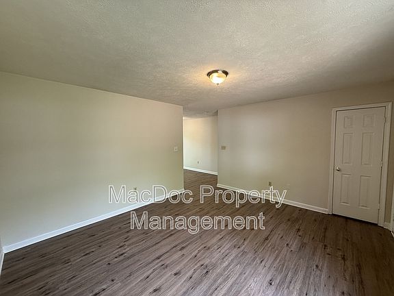 4th image of 12909 Dubin Dr