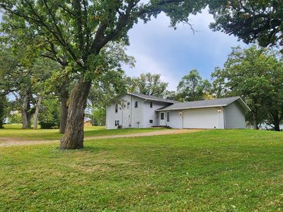 22000 County Highway 6, Detroit Lakes, MN, 56501