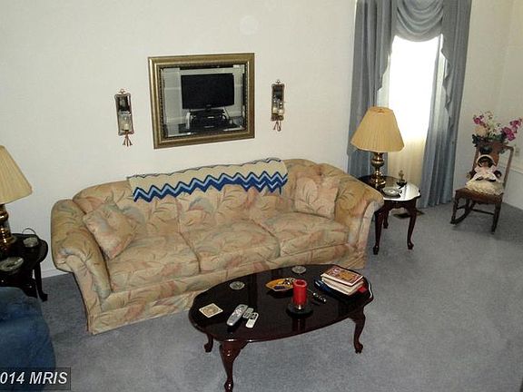 4th image of 2501 Linwood Ln