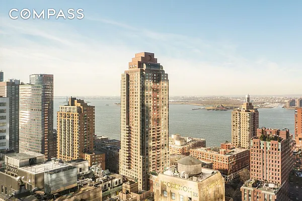 Rented by Compass | media 35