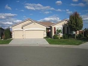 1st image of 189 Lochness Ct