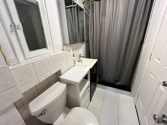 5th image of 1416 Astoria Park S Floor 1