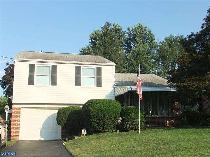 1st image of 413 Melvin Dr