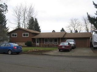 645 NE 20th Ave, Canby, OR 97013