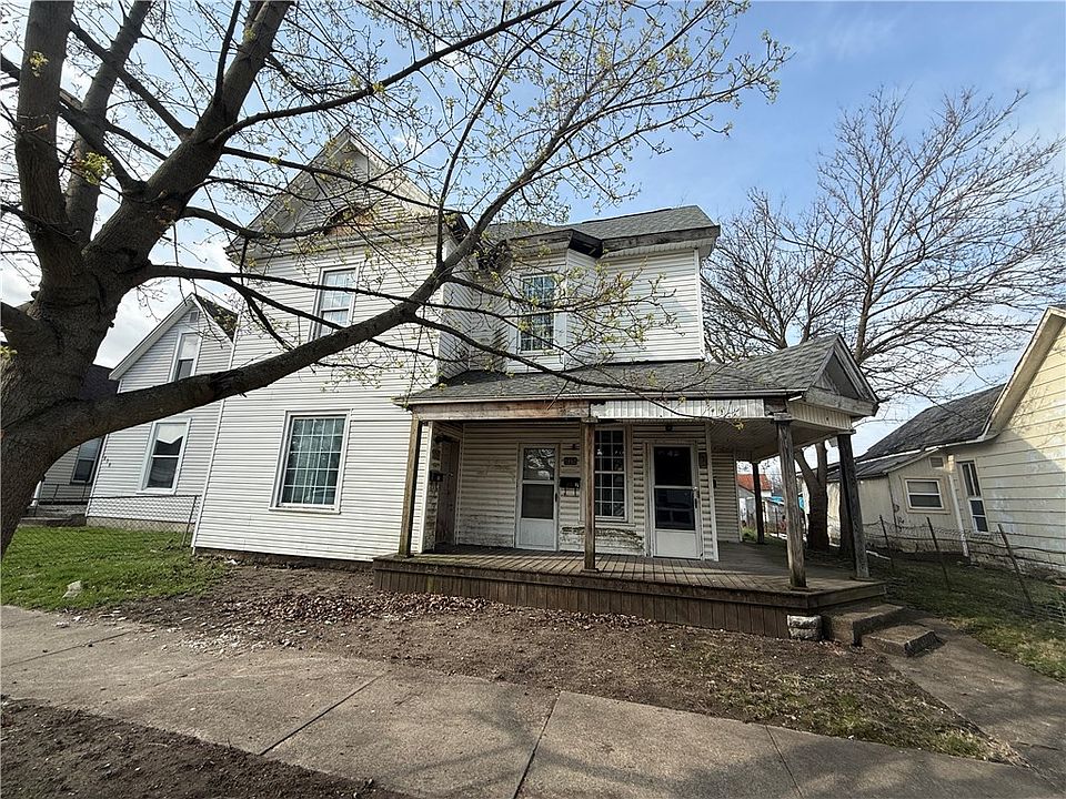 1st image of 815 S North St