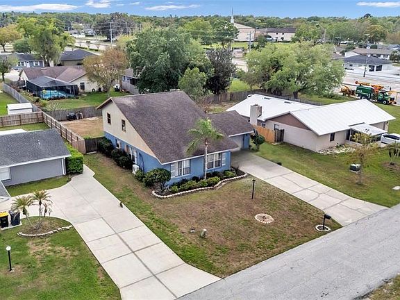 5th image of 2221 Eastmeadows Rd