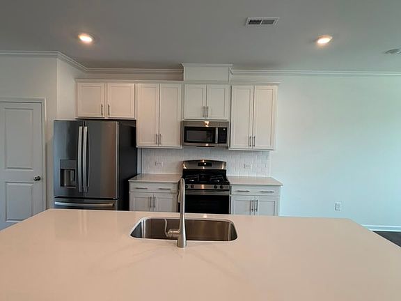 4th image of 3202 Gypsum Dr