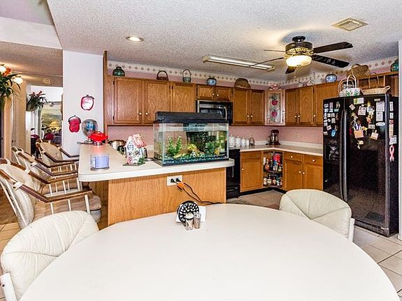 4th image of 3033 Golden Rock Dr