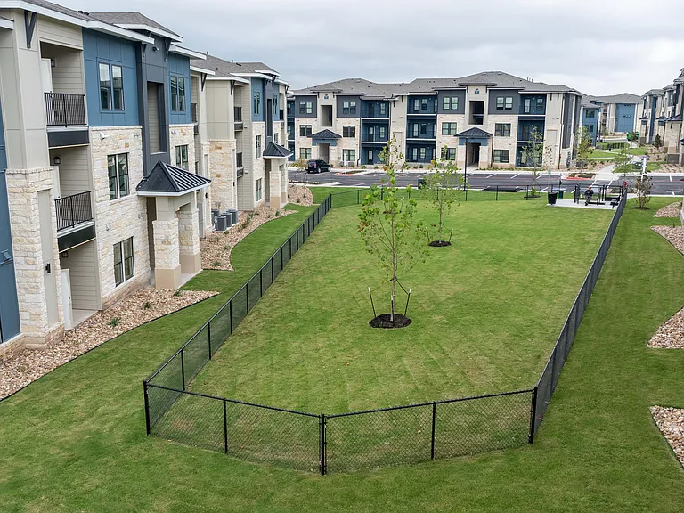 Residences of Siena South — Photo 31