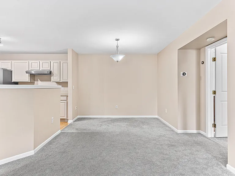47903 Cardiff Ave — Photo 6