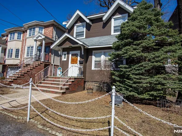 255 Lawton Ave, Cliffside Park, NJ 07010