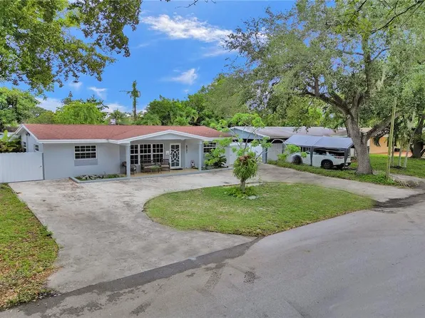 6731 Garfield Street, Hollywood, FL 33024