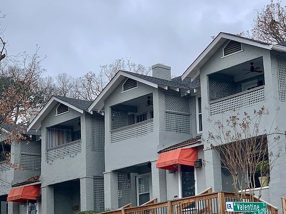 Balcony overlooking Kavanaugh