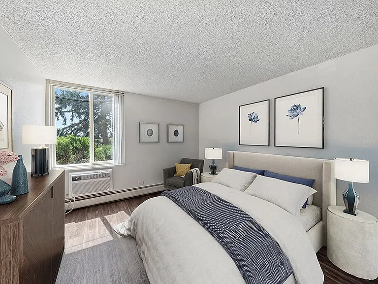 Ridgemoor Apartment Homes — Photo 4