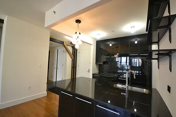 Rented by Bold New York | media 53