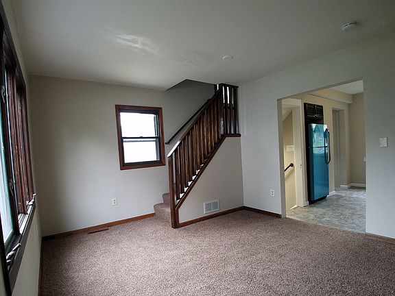 5th image of 2025 Nortonia Ave