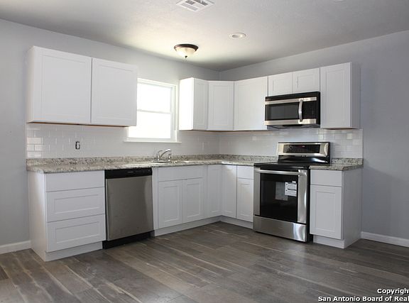 2nd image of 211 Stardust Dr
