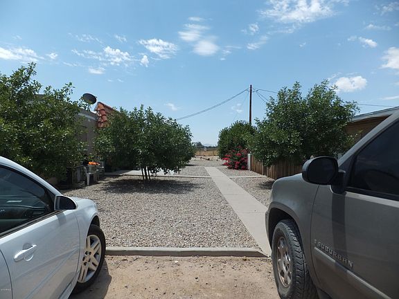 3rd image of 17745 Cheryl Ln