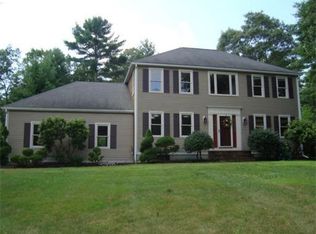 55 Hemlock Dr, Pembroke, MA 02359