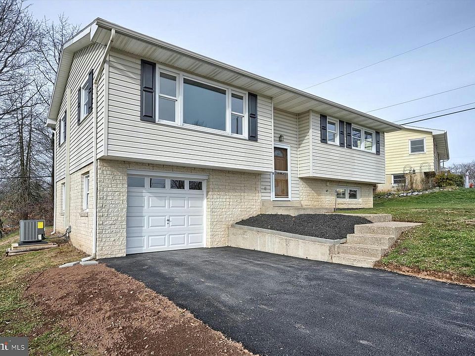 1st image of 108 Greenwood Dr