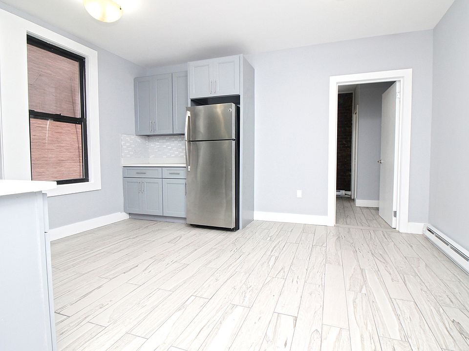 2nd image of 31-38 34th St #1F
