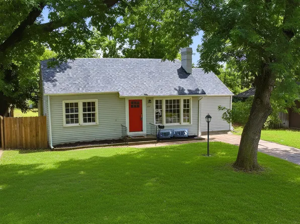 2411 W 14th St N, Wichita, KS 67203
