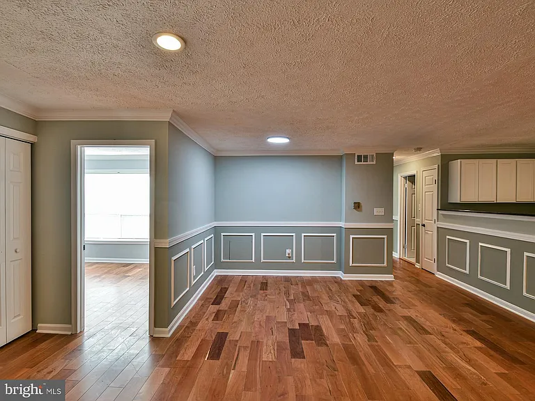 8011 Mandan Rd #303 — Photo 6