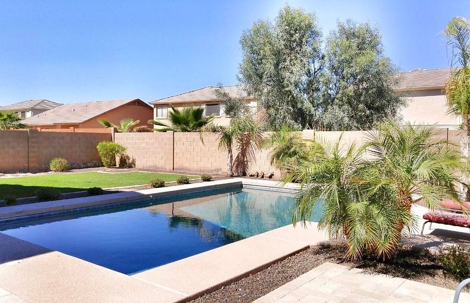 1st image of 2542 W Canyon Way