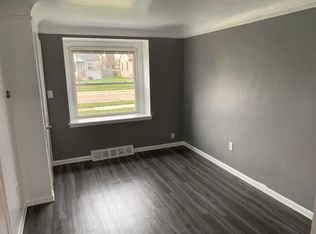 18565 Beechwood St APT 1, Roseville, MI