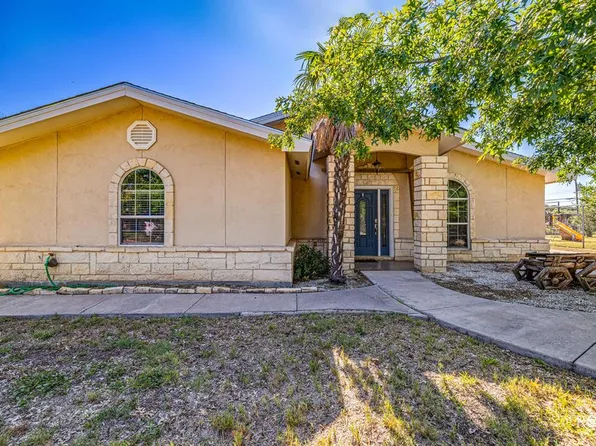 110 Deerwood Dr, Sonora, TX 76950