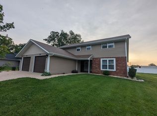 108 Weber Rd, O'Fallon, IL 62269