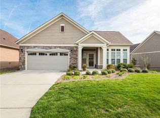 1010 Quincy Hollow Dr, Matthews, NC 28104