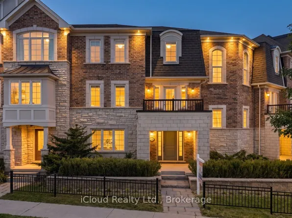 3047 George Savage Ave, Oakville, ON L6M 0Y8