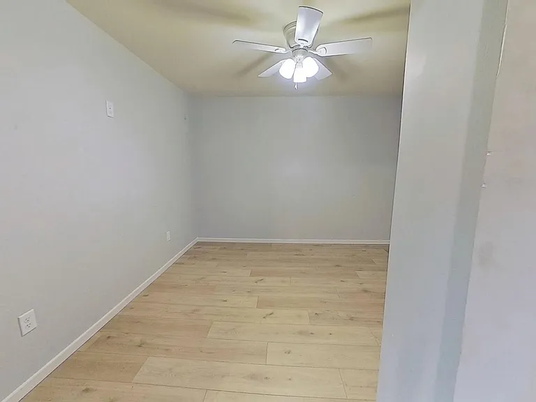 825 Rachel Dr — Photo 3