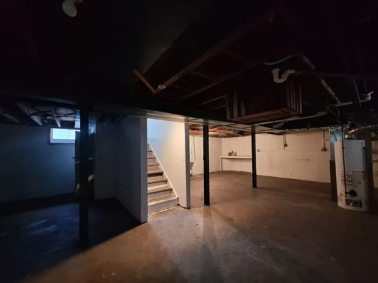 11243 Roxbury St — Photo 26