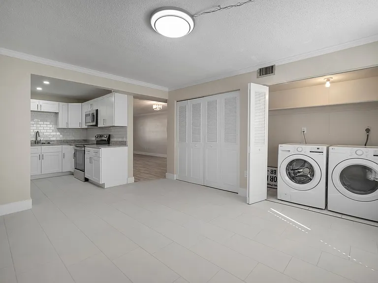 4533 Overlook Dr NE #B — Photo 33