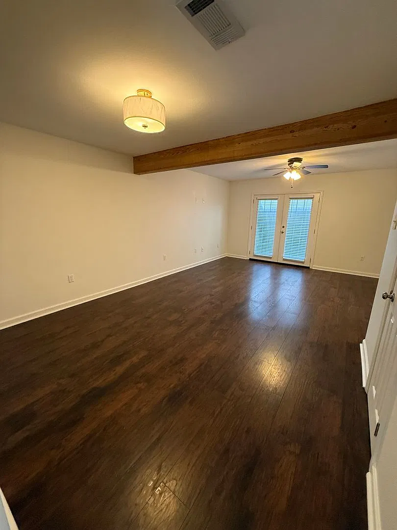 GM 1414 Jasper Ave — Photo 2