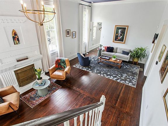 5th image of 1219 Marengo St