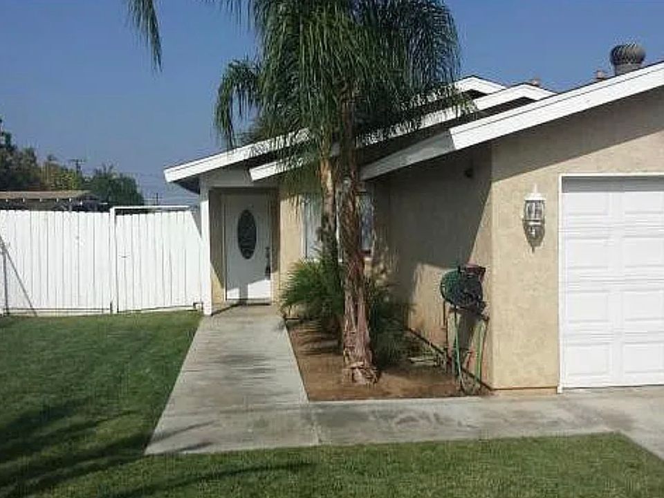 1st image of 7643 Emerald St