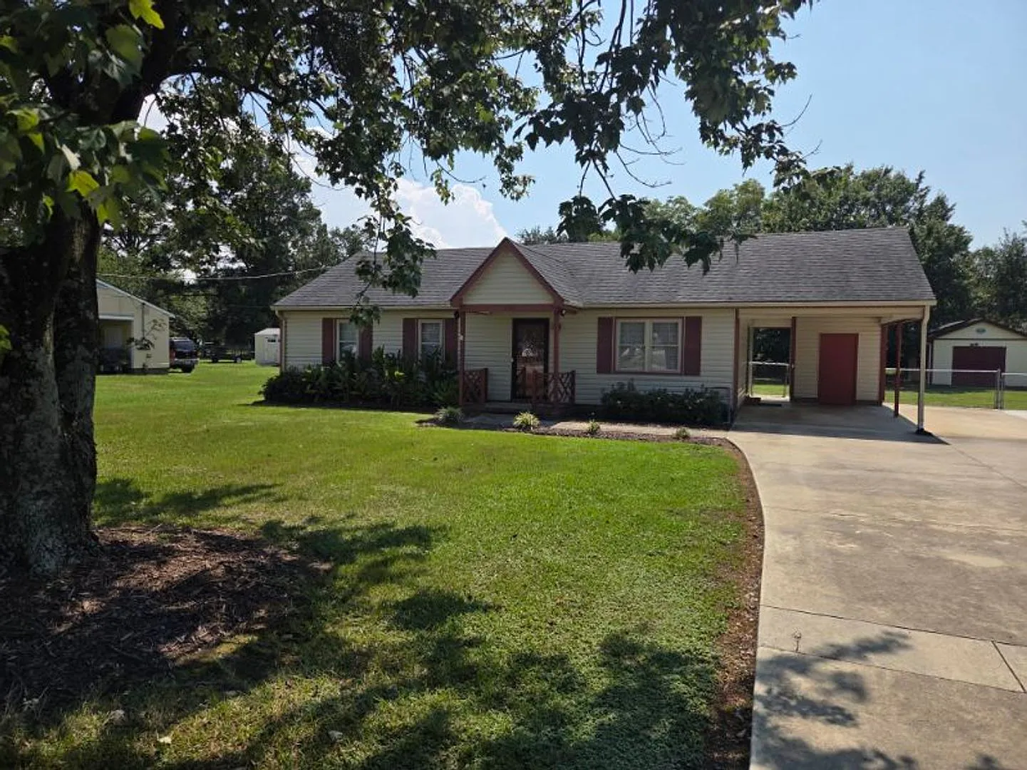 1166 E. New Hope Road — Photo 1