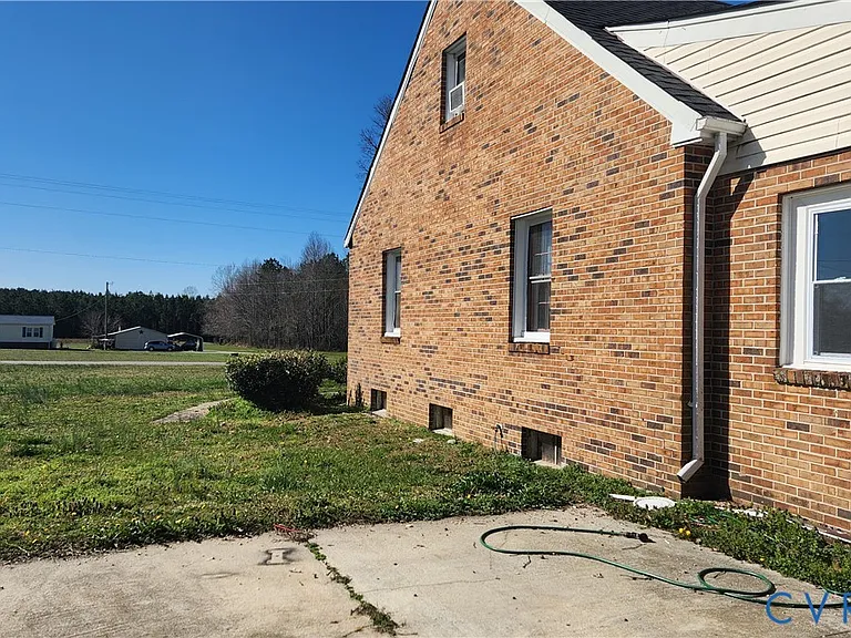 24816 Sawmill Rd — Photo 6