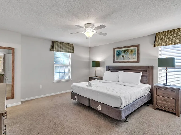 8916 Rhodes St — Photo 14