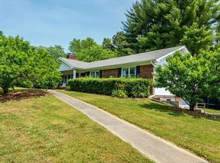 307 Woody Ln, Asheville, NC 28804