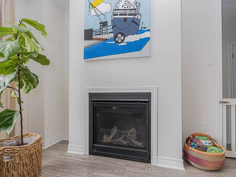 40 Kirby Ave — Photo 13
