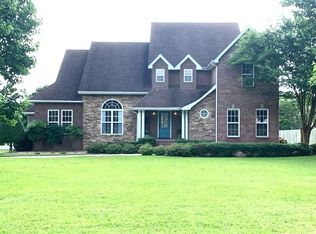 105 Quail Dr, Tullahoma, TN 37388