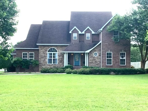 105 Quail Dr, Tullahoma, TN 37388