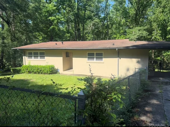 808 Neal St, Tuskegee Institute, AL 36088