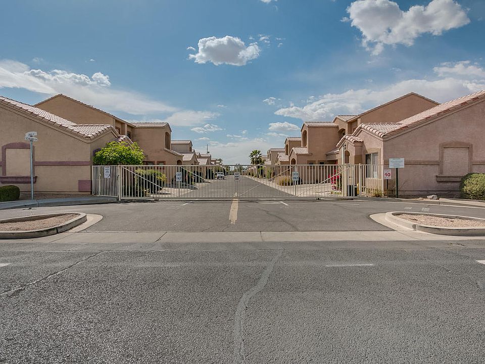 1st image of 2701 E Schiliro Cir