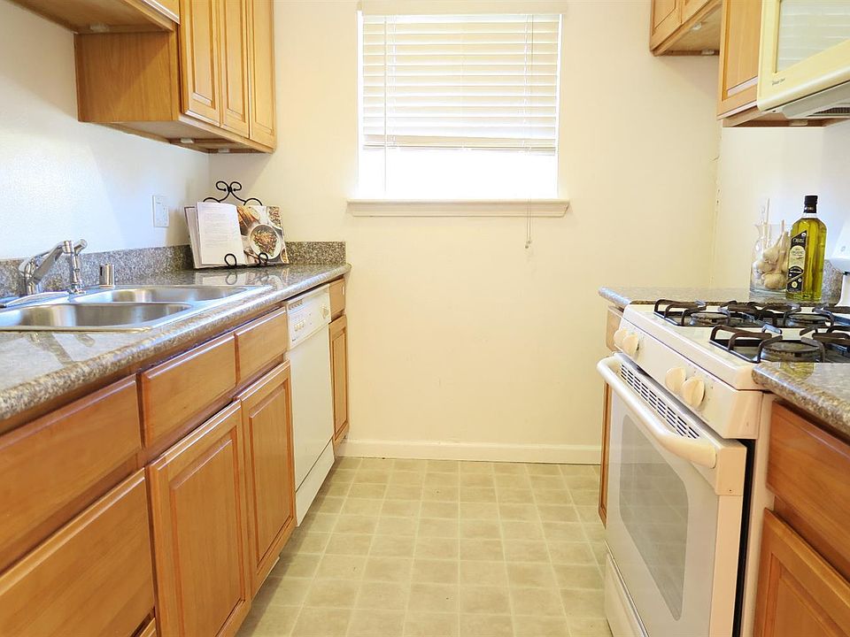 1st image of 3639 Galena Dr APT 4